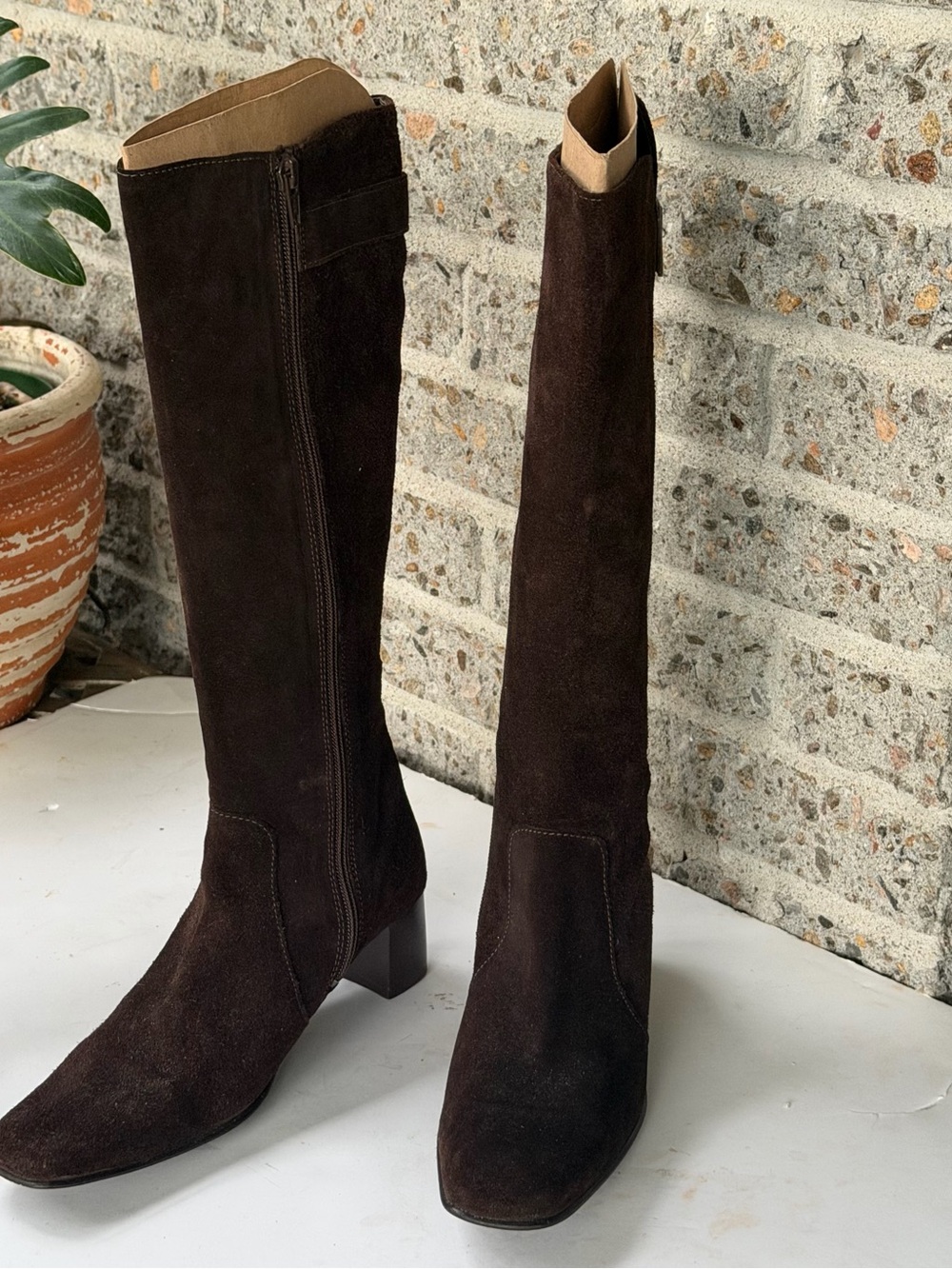 Vintage BAXXO Size 7 Brown Suede Knee-High Boots 90s Y2K Block Heel